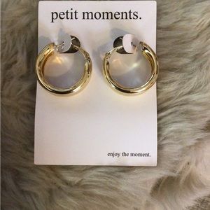 Sale! Petit Moments hoop earrings